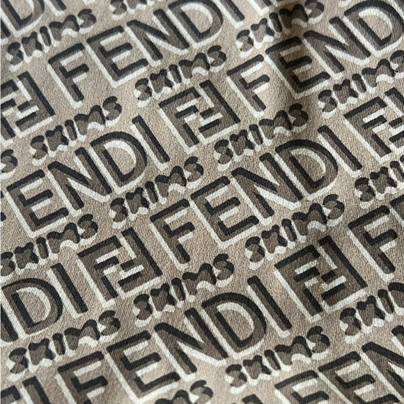 Skimsxfendi  bodysuit logo hard to find! - Picture 4 of 8